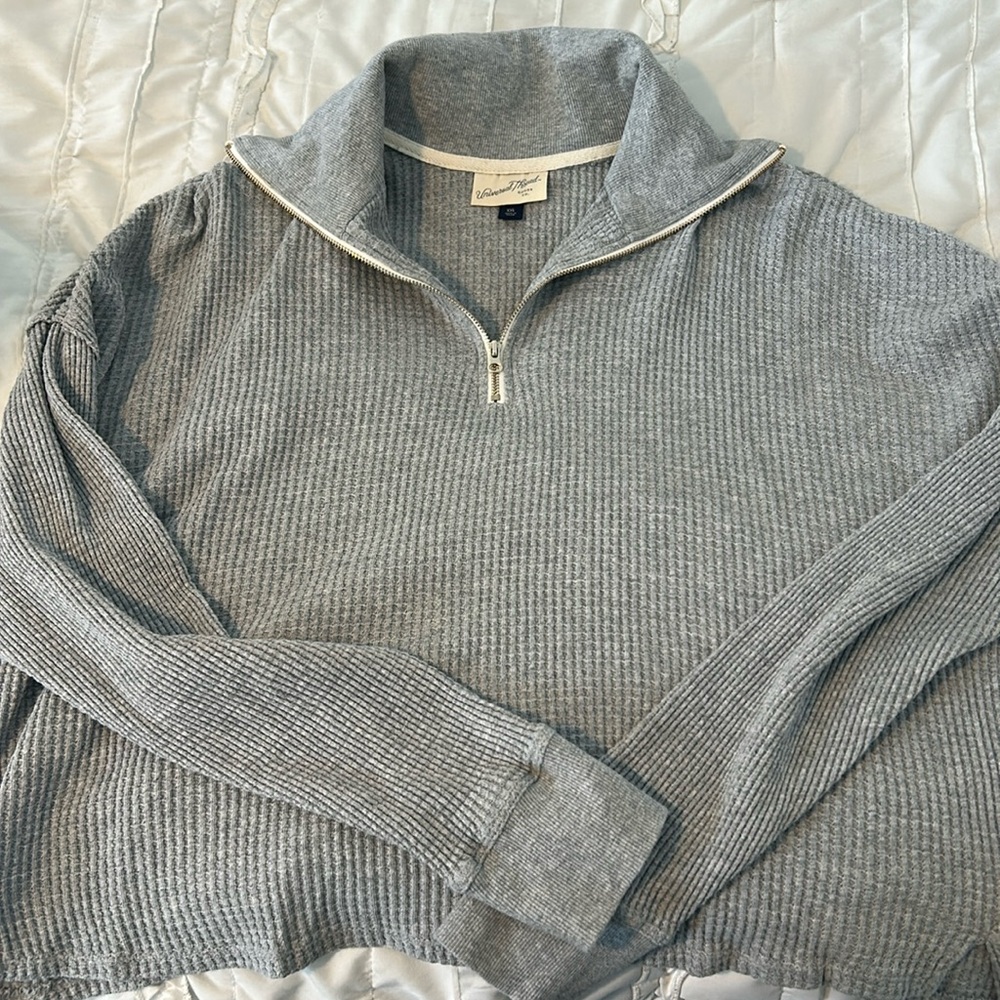 Target Shirt - Cropped - Runs small - fits like a large